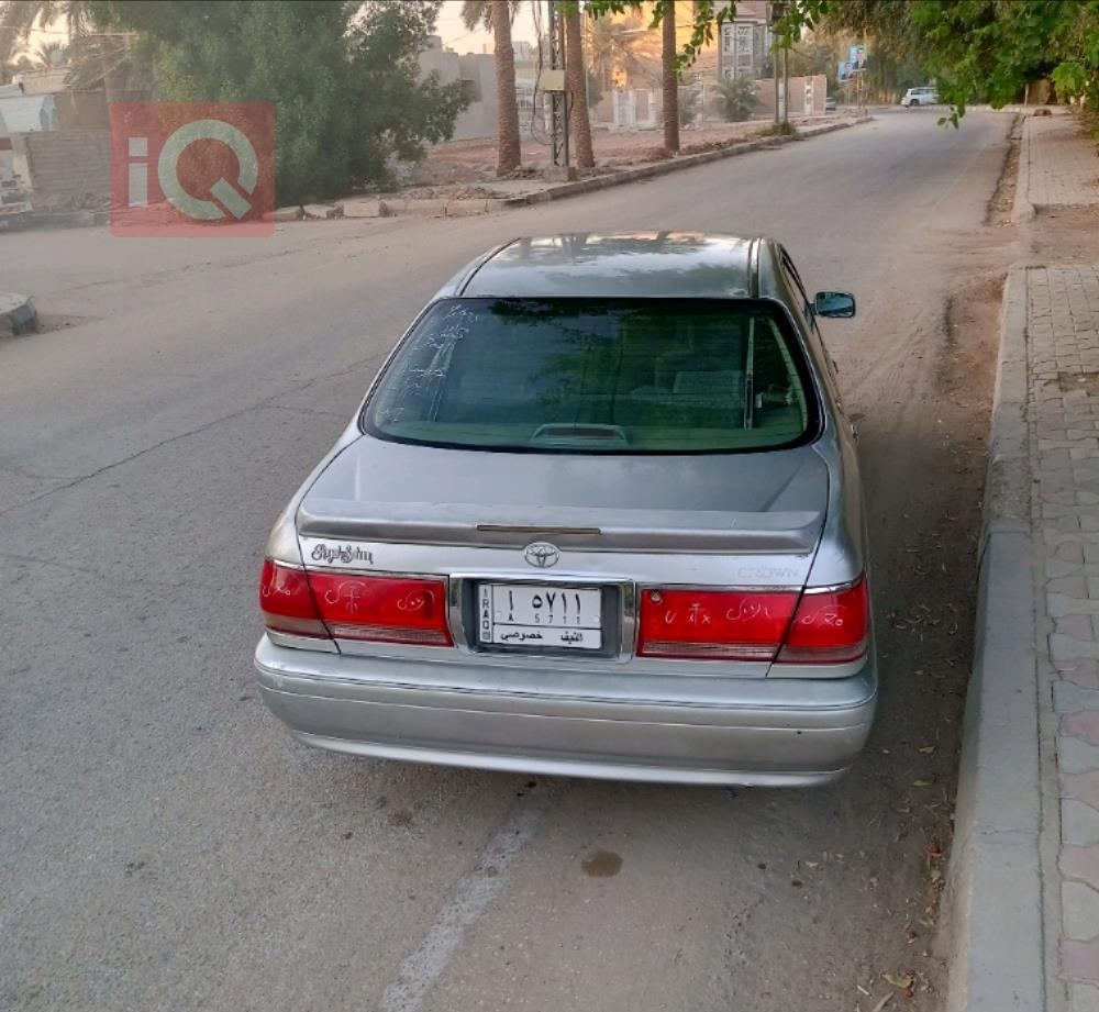 تويوتا كراون